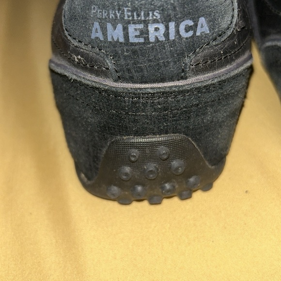 Perry Ellis America Shoes - Picture 3 of 5